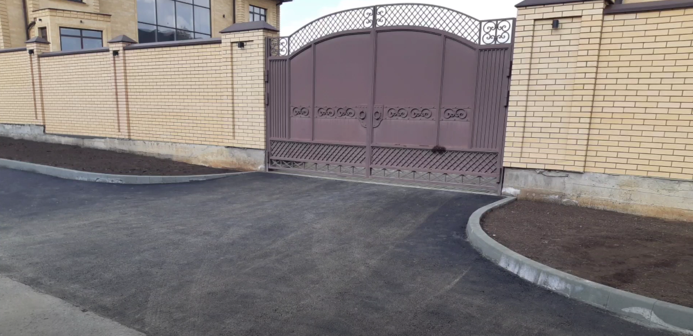 https://alupka.blago-s.ru/storage/app/uploads/public/646/325/9f3/6463259f3434e253867272.png